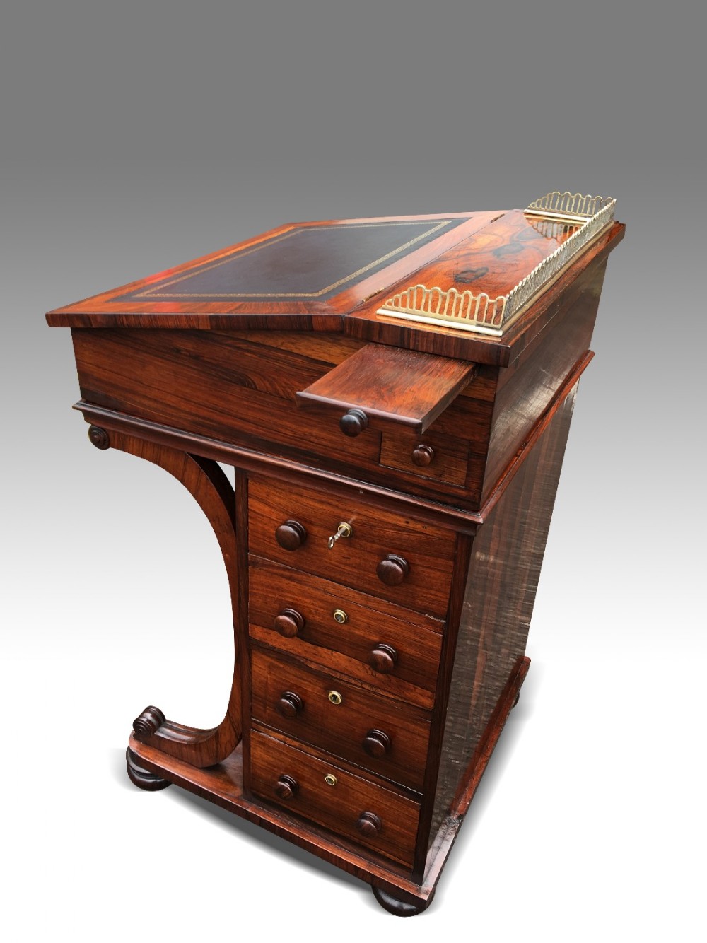 a superb regency rosewood davenport